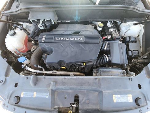 Used 2019 Lincoln Nautilus Reserve FWD image 26