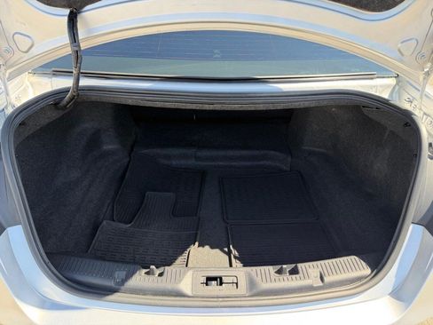 Used 2019 Ford Taurus SEL w/ Equipment Group 201A FWD image 42