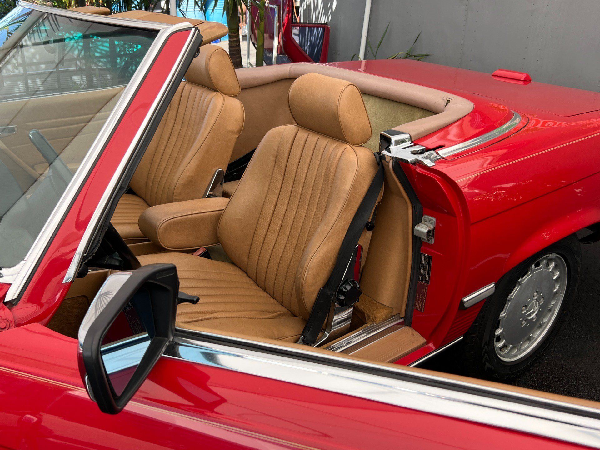 Used 1987 Mercedes-Benz 560 SL image 14