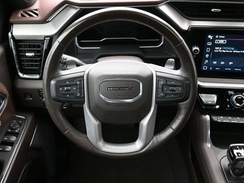 Used 2022 GMC Sierra 1500 Denali w/ Denali Reserve Package AWD/4WD image 15