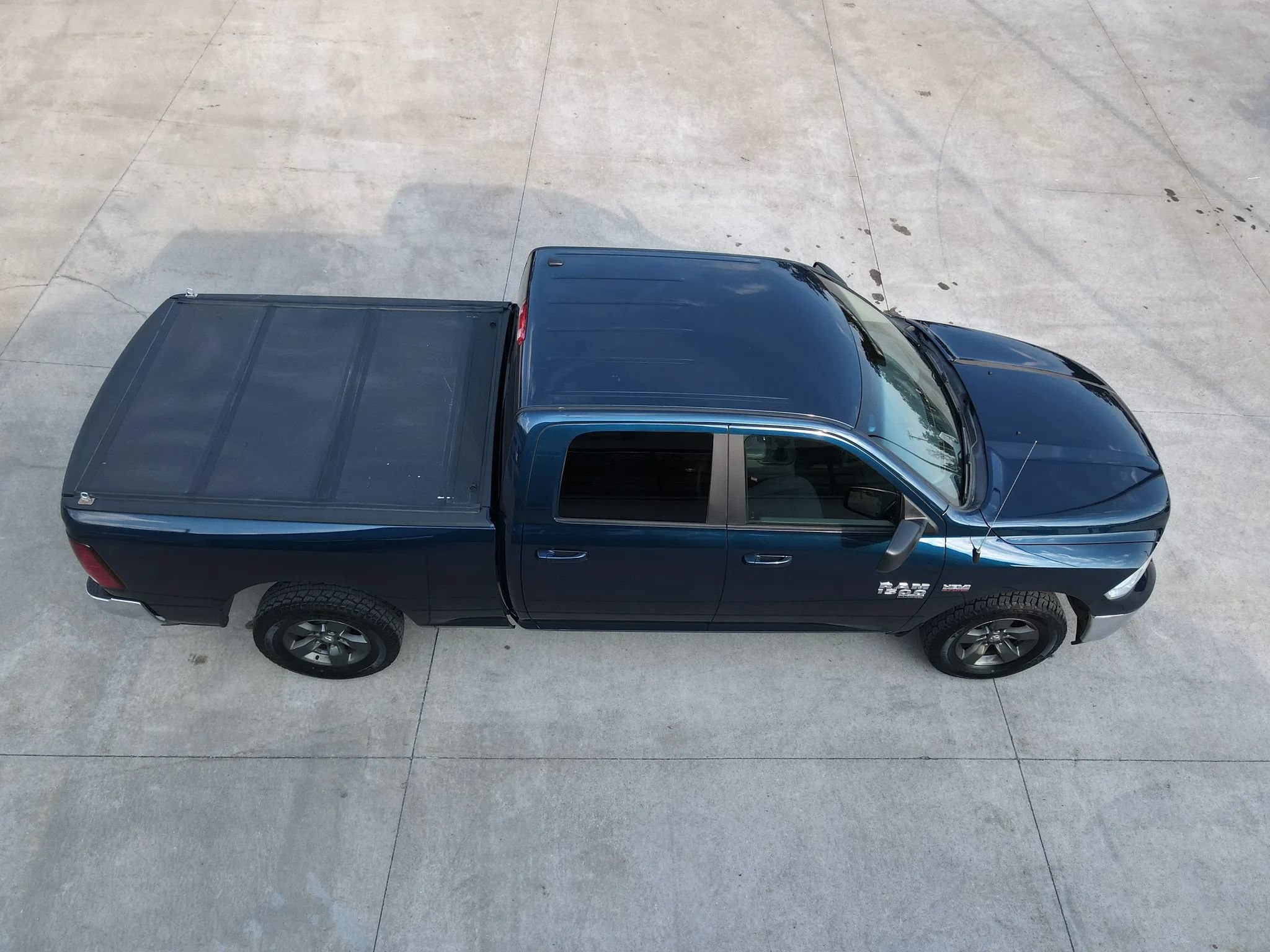 Used 2020 RAM 1500 Classic SLT AWD/4WD image 57