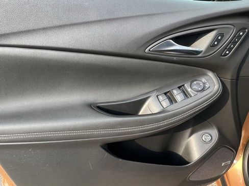 Used 2025 Buick Encore GX Avenir w/ Avenir Technology Package image 30