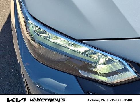 Used 2024 Nissan Sentra SR w/ SR Premium Package FWD image 11