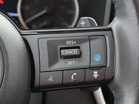 Used 2023 Nissan Rogue SL FWD image 20