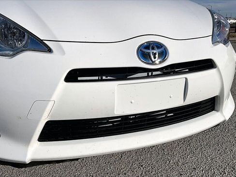 Used 2013 Toyota Prius C Two image 27