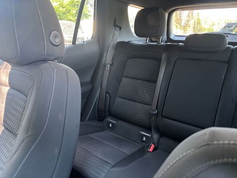 Used 2025 Chevrolet Equinox LT image 39