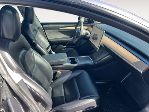 Used 2022 Tesla Model 3 Standard Range RWD image 15