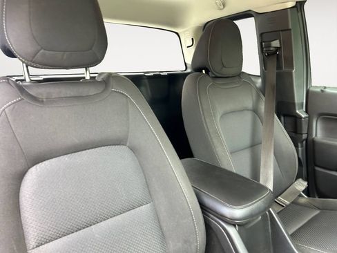 Used 2022 Chevrolet Colorado LT w/ Fleet Safety Package RWD image 15