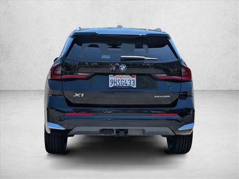Used 2023 BMW X1 xDrive28i AWD/4WD image 8