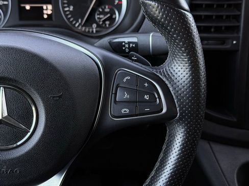 Used 2018 Mercedes-Benz Metris image 41