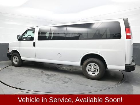 Used 2024 Chevrolet Express 3500 LS RWD image 4