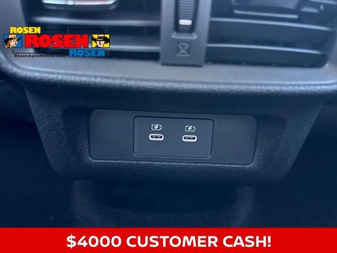 New 2026 Nissan Murano SV image 15