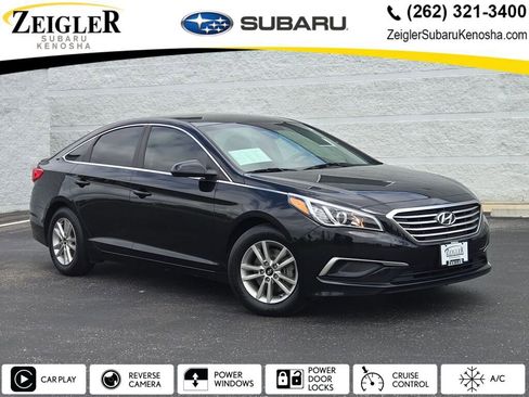 Used 2016 Hyundai Sonata SE w/ Cargo Package FWD image 1
