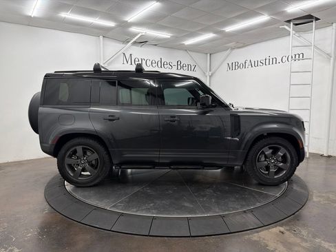 Used 2025 Land Rover Defender 110 S AWD/4WD image 8