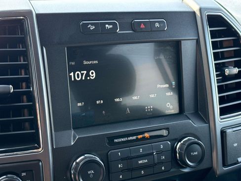 Used 2018 Ford F150 XLT w/ Equipment Group 302A Luxury AWD/4WD image 10