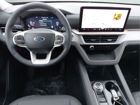 New 2026 Ford Explorer Active w/ Active Comfort Package AWD/4WD image 2