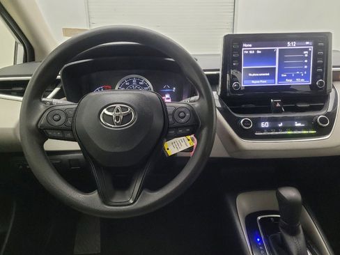 Used 2020 Toyota Corolla LE FWD image 22