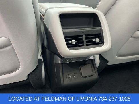 Used 2024 Cadillac Lyriq Sport image 21