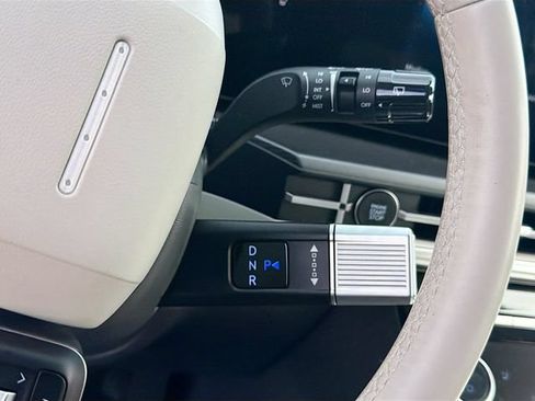 Certified 2025 Hyundai Santa Fe SEL w/ Tow & Go Package FWD image 16