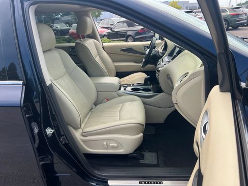 Used 2020 INFINITI QX60 Luxe w/ Essential Package FWD image 43