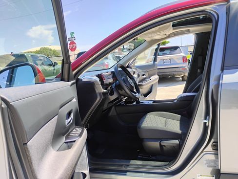 Used 2025 Nissan Kicks SV w/ SV Premium Package FWD image 49