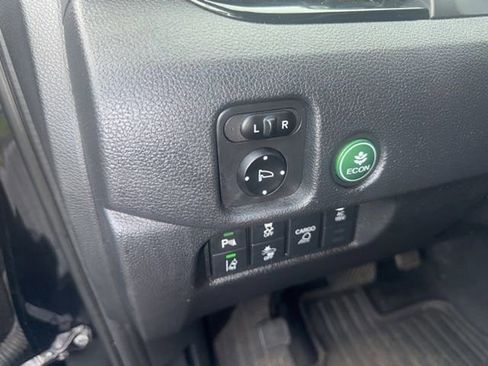 Used 2019 Honda Ridgeline Black Edition image 17