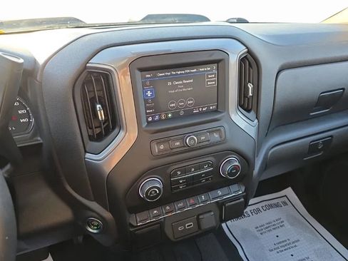 Used 2023 Chevrolet Silverado 1500 Custom Trail Boss w/ LPO, Dark Essentials Package AWD/4WD image 29