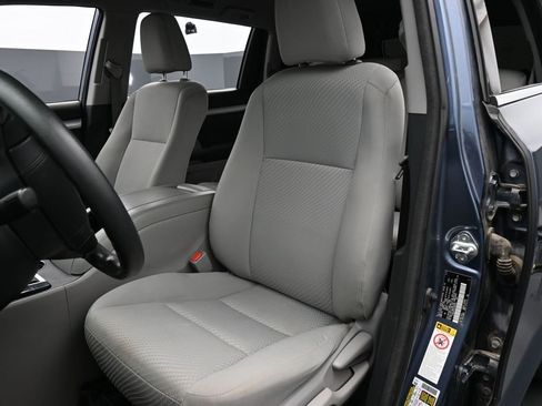 Used 2018 Toyota Highlander LE AWD/4WD image 20