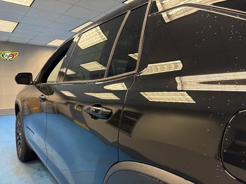 New 2026 Chevrolet Traverse Z71 image 21