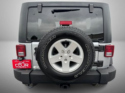 Used 2014 Jeep Wrangler Unlimited Sport w/ Quick Order Package 24S AWD/4WD image 7