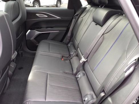 New 2025 Cadillac Lyriq Luxury image 5