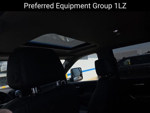 Used 2022 Chevrolet Silverado 2500 LTZ w/ LTZ Plus Package AWD/4WD image 12