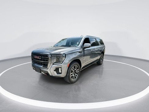 Used 2022 GMC Yukon XL AT4 AWD/4WD image 4