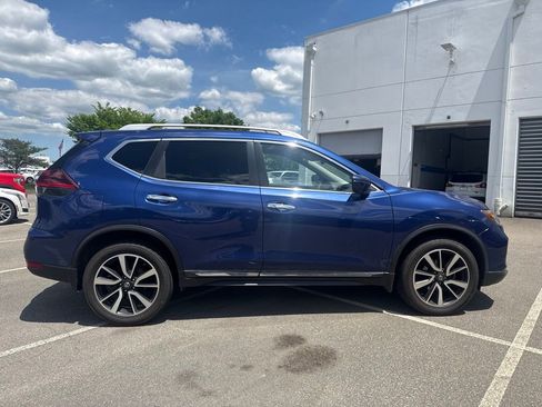 Used 2020 Nissan Rogue SL w/ Premium Package AWD/4WD image 14
