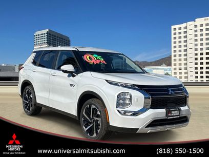 New 2025 Mitsubishi Outlander 4WD Plug-In Hybrid