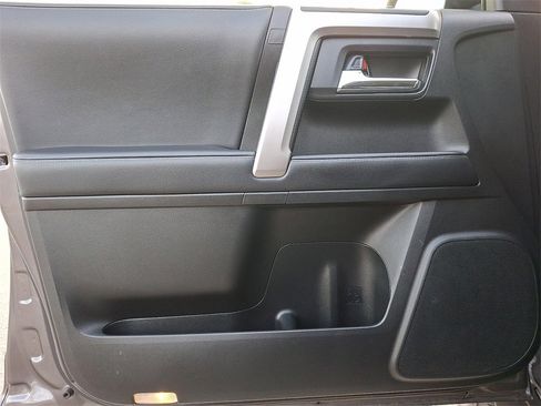 Certified 2022 Toyota 4Runner SR5 Premium image 12