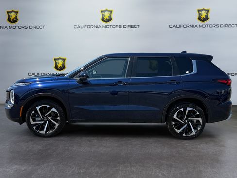 Used 2024 Mitsubishi Outlander SE FWD image 2