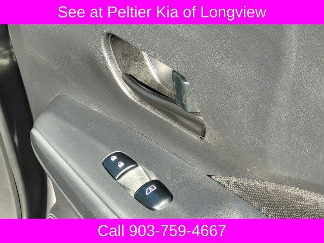 Used 2025 Nissan Kicks Play S FWD image 12
