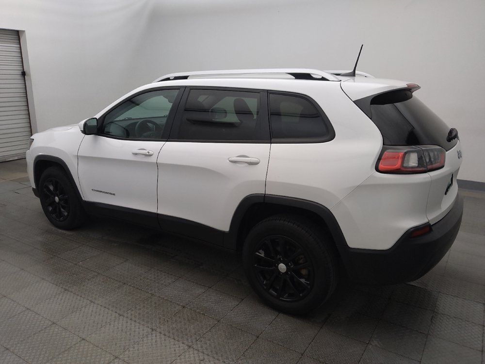 Used 2021 Jeep Cherokee Latitude FWD image 3