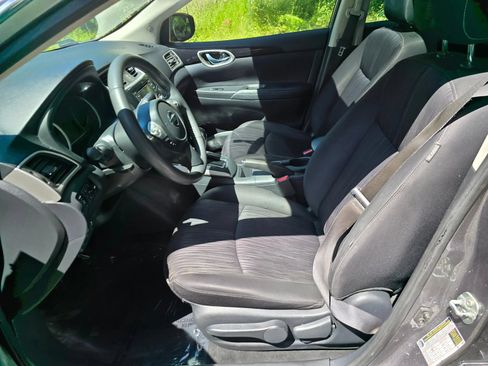 Used 2017 Nissan Sentra SV w/ Style Package FWD image 20