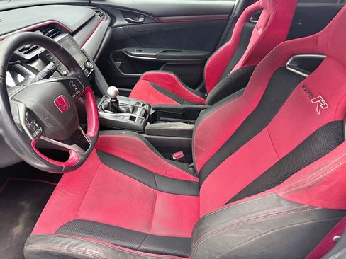 Used 2019 Honda Civic Type R image 10