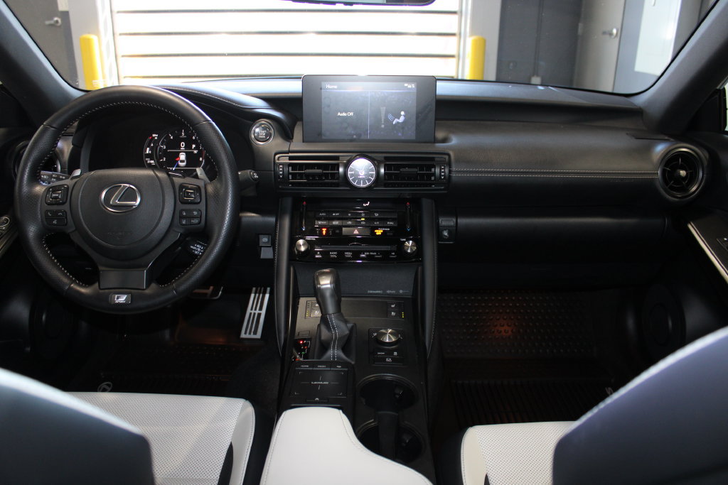 Used 2023 Lexus IS 350 F Sport w/ Memory Package AWD/4WD image 14