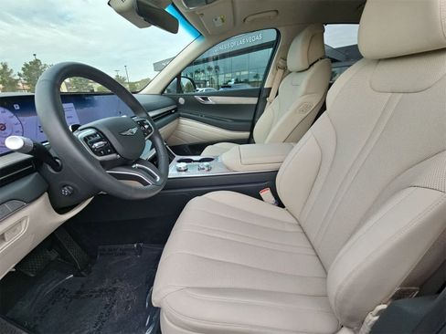 Used 2025 Genesis GV80 2.5T Select image 15