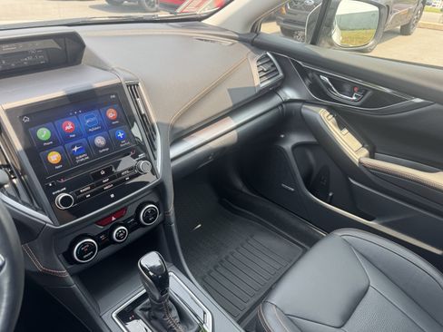 Used 2020 Subaru Crosstrek 2.0i Limited w/ Moonroof Package w/Navigation AWD/4WD image 25