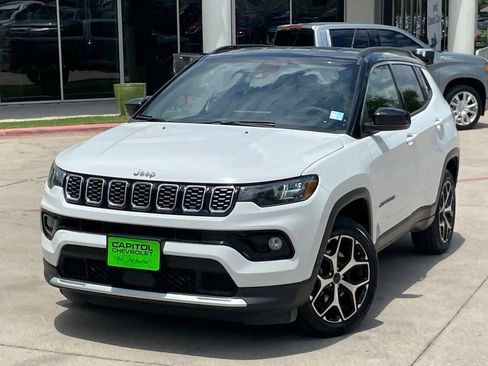 Used 2025 Jeep Compass Limited AWD/4WD image 11