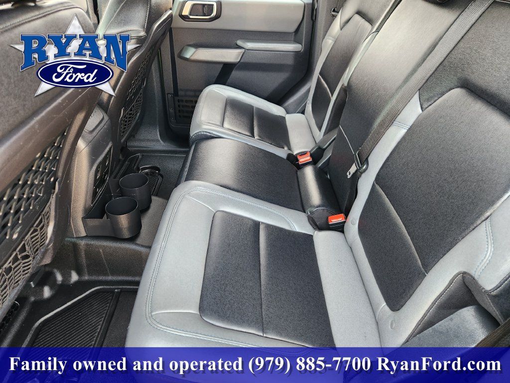 Used 2022 Ford Bronco Black Diamond AWD/4WD image 22