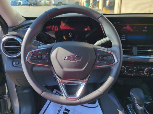 New 2025 Chevrolet Trax ACTIV w/ Driver Confidence Package image 11