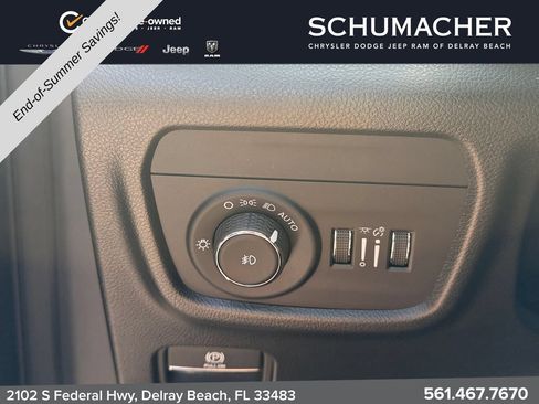 Certified 2024 Jeep Grand Cherokee Limited w/ Luxury Tech Group II RWD image 30