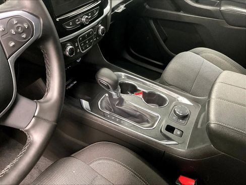 Used 2023 Chevrolet Traverse LT image 21