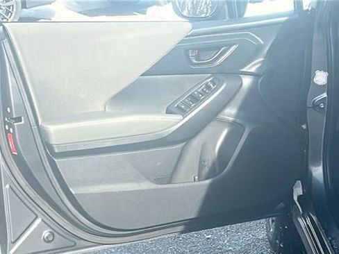 Certified 2024 Subaru Crosstrek 2.0i Premium image 15